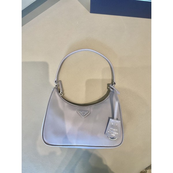 𝐏𝐑𝐀𝐃𝐀 1NE204 Moon Shaped Medium Vintage Bag