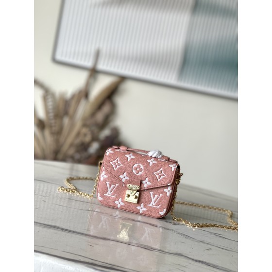 𝐋𝐎𝐔𝐈𝐒 𝐕𝐔𝐈𝐓𝐓𝐎𝐍   M81267