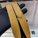 𝐏𝐑𝐀𝐃𝐀 New Bucket Bag