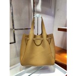 𝐏𝐑𝐀𝐃𝐀 New shopping bags