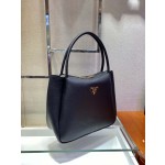 𝐏𝐑𝐀𝐃𝐀 New Model 1BC142