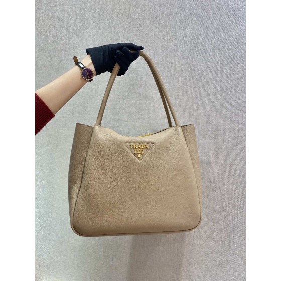 𝐏𝐑𝐀𝐃𝐀 New Model 1BC142