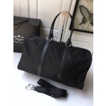 𝐏𝐑𝐀𝐃𝐀 Classic travel bag 1V19S