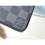 𝐋𝐎𝐔𝐈𝐒 𝐕𝐔𝐈𝐓𝐓𝐎𝐍  N63076