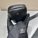 𝐏𝐑𝐀𝐃𝐀 New men's bag 2VH121