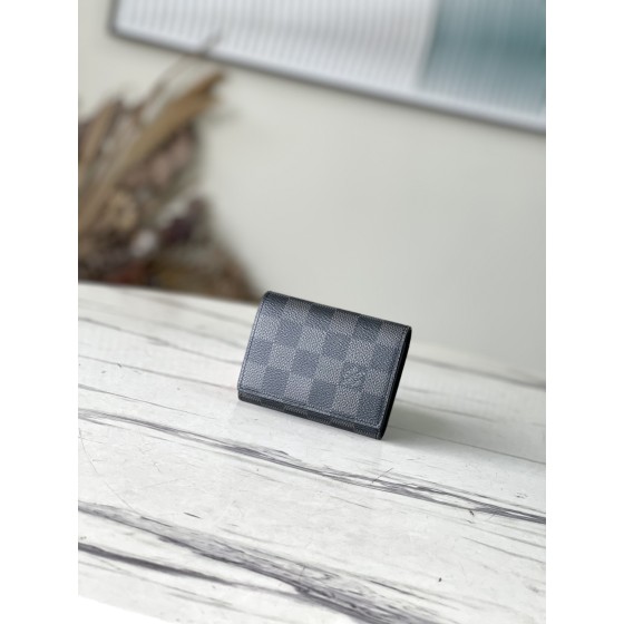 𝐋𝐎𝐔𝐈𝐒 𝐕𝐔𝐈𝐓𝐓𝐎𝐍  N63338