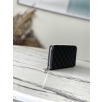 𝐋𝐎𝐔𝐈𝐒 𝐕𝐔𝐈𝐓𝐓𝐎𝐍    N41661