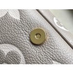 𝐋𝐎𝐔𝐈𝐒 𝐕𝐔𝐈𝐓𝐓𝐎𝐍     M46388