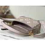 𝐋𝐎𝐔𝐈𝐒 𝐕𝐔𝐈𝐓𝐓𝐎𝐍     M46388