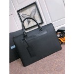 𝐏𝐑𝐀𝐃𝐀 New men's bag 2VG041