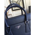 𝐏𝐑𝐀𝐃𝐀 New men's bag 0366