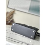 𝐋𝐎𝐔𝐈𝐒 𝐕𝐔𝐈𝐓𝐓𝐎𝐍   M51783