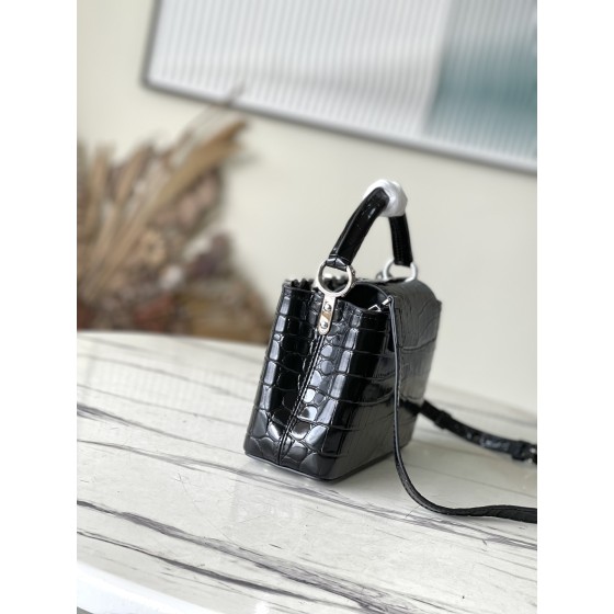 𝐋𝐎𝐔𝐈𝐒 𝐕𝐔𝐈𝐓𝐓𝐎𝐍   M51783