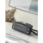 𝐋𝐎𝐔𝐈𝐒 𝐕𝐔𝐈𝐓𝐓𝐎𝐍   M51783