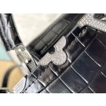 𝐋𝐎𝐔𝐈𝐒 𝐕𝐔𝐈𝐓𝐓𝐎𝐍   M51783