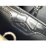 𝐋𝐎𝐔𝐈𝐒 𝐕𝐔𝐈𝐓𝐓𝐎𝐍   M51783