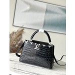 𝐋𝐎𝐔𝐈𝐒 𝐕𝐔𝐈𝐓𝐓𝐎𝐍   M51783