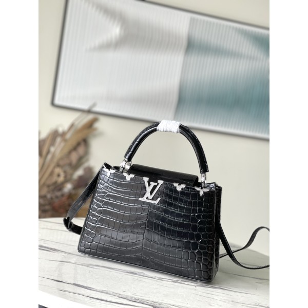 𝐋𝐎𝐔𝐈𝐒 𝐕𝐔𝐈𝐓𝐓𝐎𝐍   M51783