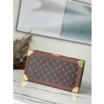 𝐋𝐎𝐔𝐈𝐒 𝐕𝐔𝐈𝐓𝐓𝐎𝐍   M47641