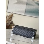 𝐋𝐎𝐔𝐈𝐒 𝐕𝐔𝐈𝐓𝐓𝐎𝐍     N48194