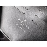 𝐋𝐎𝐔𝐈𝐒 𝐕𝐔𝐈𝐓𝐓𝐎𝐍     M82076