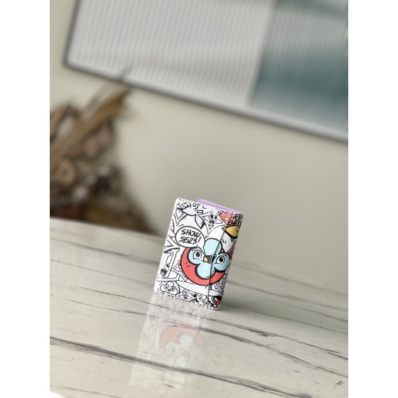 𝐋𝐎𝐔𝐈𝐒 𝐕𝐔𝐈𝐓𝐓𝐎𝐍    M82024