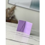 𝐋𝐎𝐔𝐈𝐒 𝐕𝐔𝐈𝐓𝐓𝐎𝐍    M82024