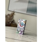 𝐋𝐎𝐔𝐈𝐒 𝐕𝐔𝐈𝐓𝐓𝐎𝐍   M82011