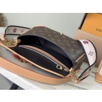 𝐋𝐎𝐔𝐈𝐒 𝐕𝐔𝐈𝐓𝐓𝐎𝐍    M45985