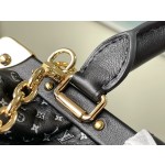 𝐋𝐎𝐔𝐈𝐒 𝐕𝐔𝐈𝐓𝐓𝐎𝐍     M22326