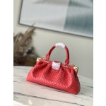 𝐋𝐎𝐔𝐈𝐒 𝐕𝐔𝐈𝐓𝐓𝐎𝐍    M22327