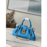 𝐋𝐎𝐔𝐈𝐒 𝐕𝐔𝐈𝐓𝐓𝐎𝐍    M22325