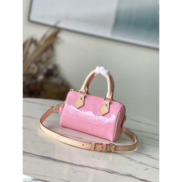 𝐋𝐎𝐔𝐈𝐒 𝐕𝐔𝐈𝐓𝐓𝐎𝐍      M81879