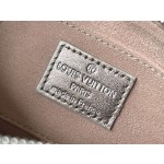 𝐋𝐎𝐔𝐈𝐒 𝐕𝐔𝐈𝐓𝐓𝐎𝐍      M81828