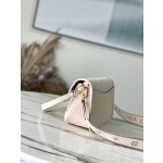 𝐋𝐎𝐔𝐈𝐒 𝐕𝐔𝐈𝐓𝐓𝐎𝐍    M46388