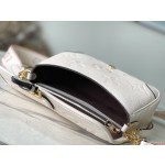 𝐋𝐎𝐔𝐈𝐒 𝐕𝐔𝐈𝐓𝐓𝐎𝐍    M46388