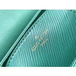 𝐋𝐎𝐔𝐈𝐒 𝐕𝐔𝐈𝐓𝐓𝐎𝐍    M21649