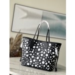 𝐋𝐎𝐔𝐈𝐒 𝐕𝐔𝐈𝐓𝐓𝐎𝐍    M46390