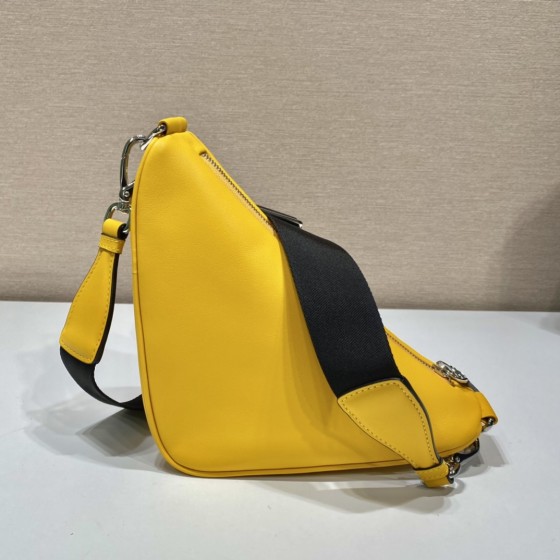 𝐏𝐑𝐀𝐃𝐀 Triangle Crossbody Bag 1BH190