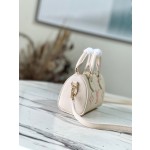 𝐋𝐎𝐔𝐈𝐒 𝐕𝐔𝐈𝐓𝐓𝐎𝐍    M81913