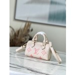 𝐋𝐎𝐔𝐈𝐒 𝐕𝐔𝐈𝐓𝐓𝐎𝐍    M81913