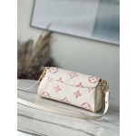 𝐋𝐎𝐔𝐈𝐒 𝐕𝐔𝐈𝐓𝐓𝐎𝐍    M46393