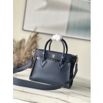 𝐋𝐎𝐔𝐈𝐒 𝐕𝐔𝐈𝐓𝐓𝐎𝐍     M21585