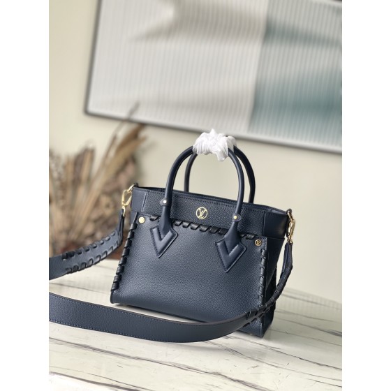 𝐋𝐎𝐔𝐈𝐒 𝐕𝐔𝐈𝐓𝐓𝐎𝐍     M21585