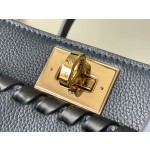 𝐋𝐎𝐔𝐈𝐒 𝐕𝐔𝐈𝐓𝐓𝐎𝐍     M21585