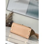 𝐋𝐎𝐔𝐈𝐒 𝐕𝐔𝐈𝐓𝐓𝐎𝐍     M21585