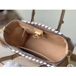 𝐋𝐎𝐔𝐈𝐒 𝐕𝐔𝐈𝐓𝐓𝐎𝐍     M21585