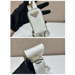 𝐏𝐑𝐀𝐃𝐀 Small size tote bag 1BA333