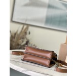 𝐋𝐎𝐔𝐈𝐒 𝐕𝐔𝐈𝐓𝐓𝐎𝐍   M45959