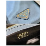 𝐏𝐑𝐀𝐃𝐀 Large Tootsie bag 1BA337